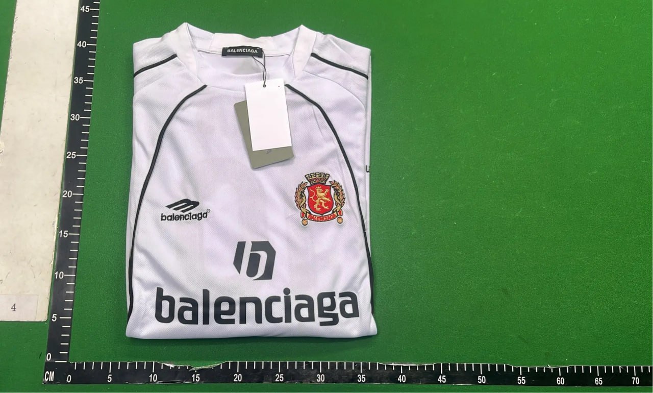 Balenciaga Longsleeve -4