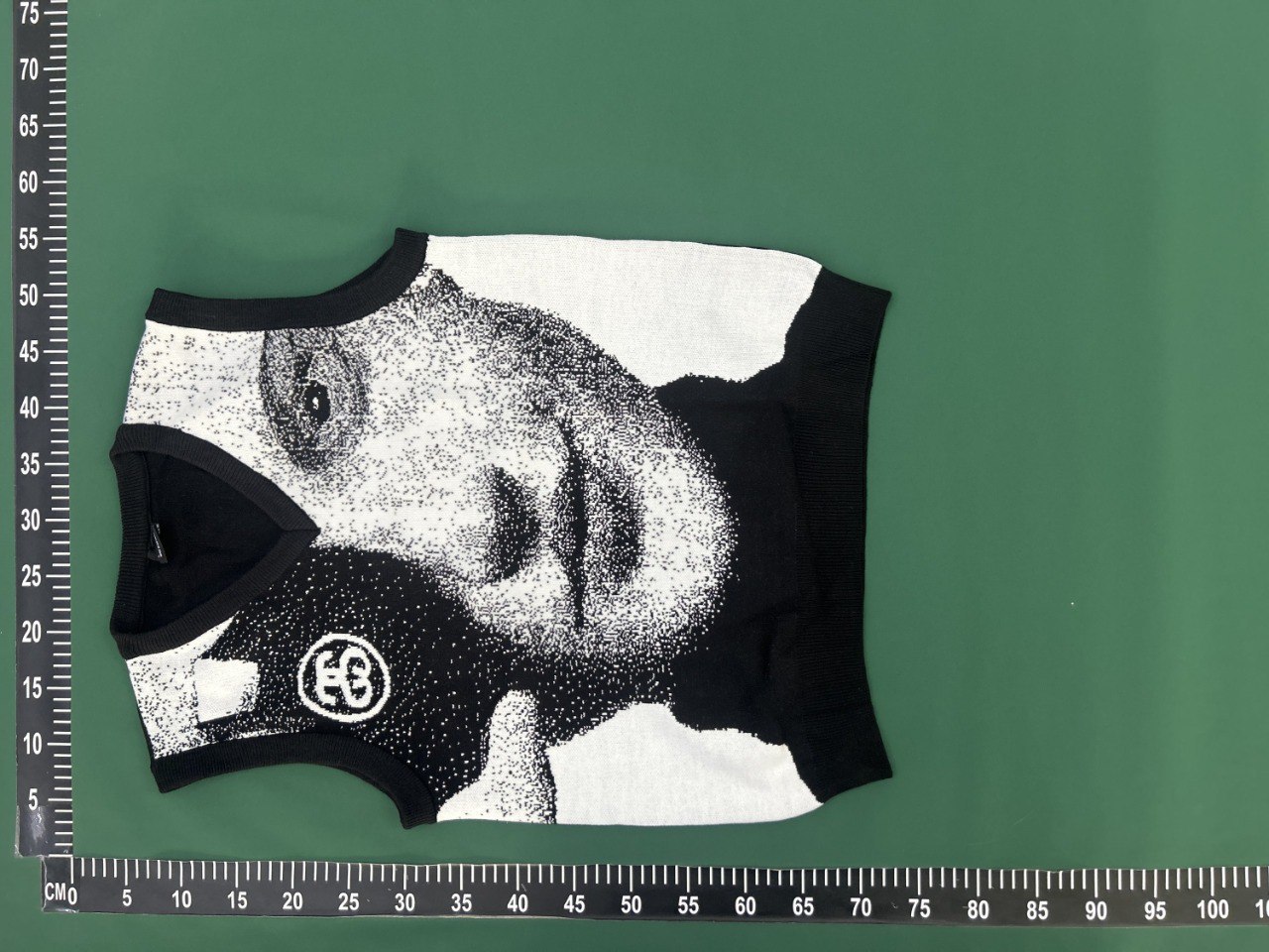 Stussy sweater vest -2