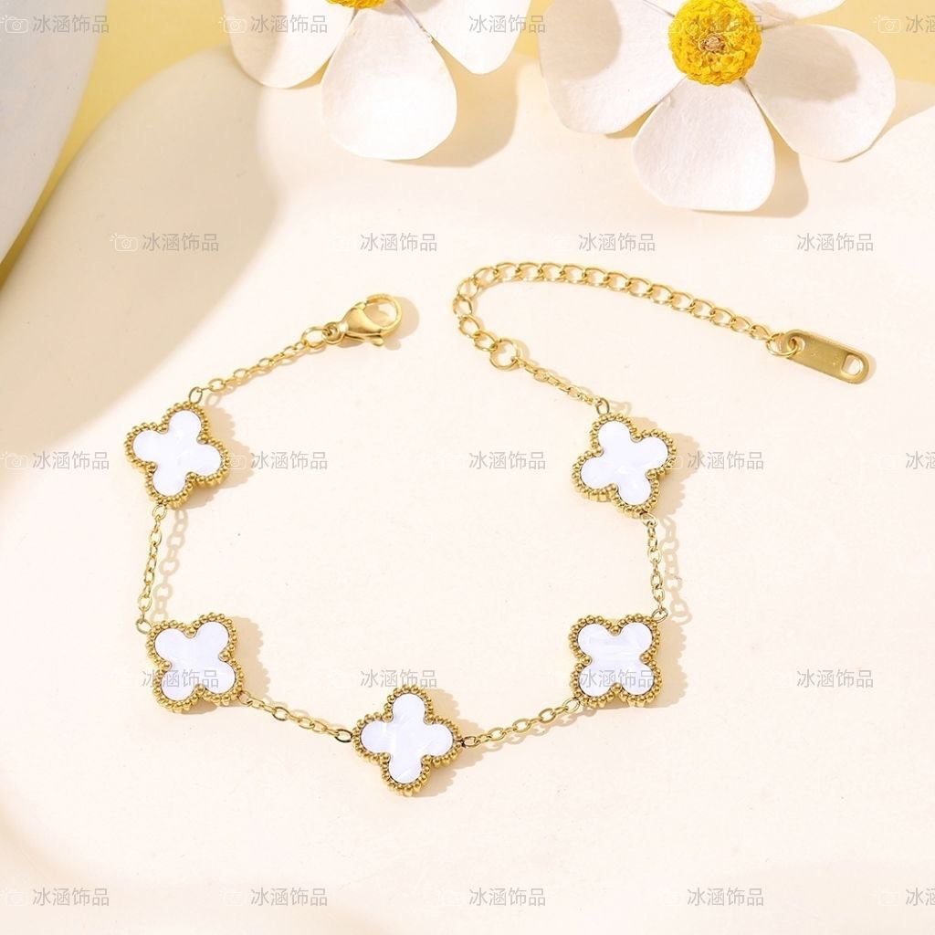 Van Cleef Alhambra Bracelets [40 styles] -3